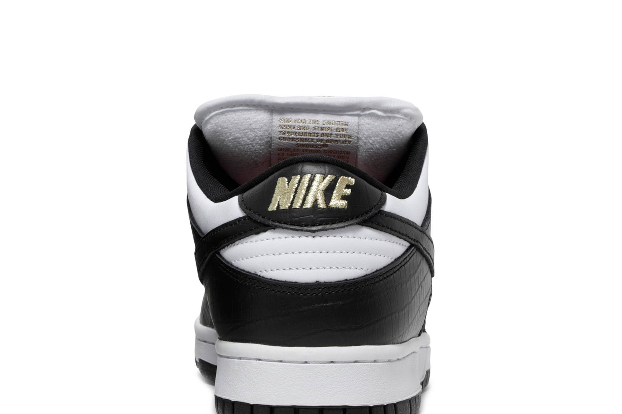 Supreme x Dunk Low OG SB QS 'Black' - 7