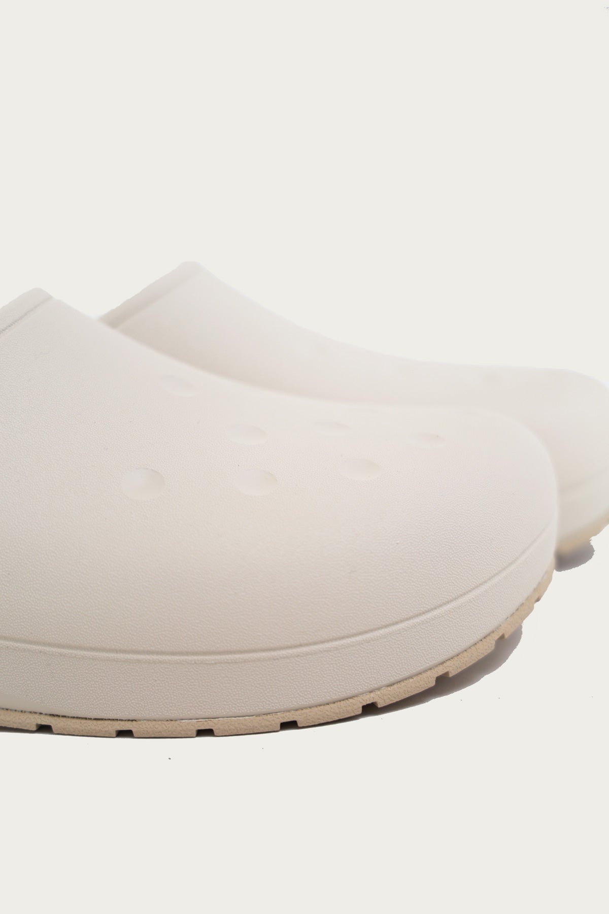 Classic Quiet Clog - Stucco - 4