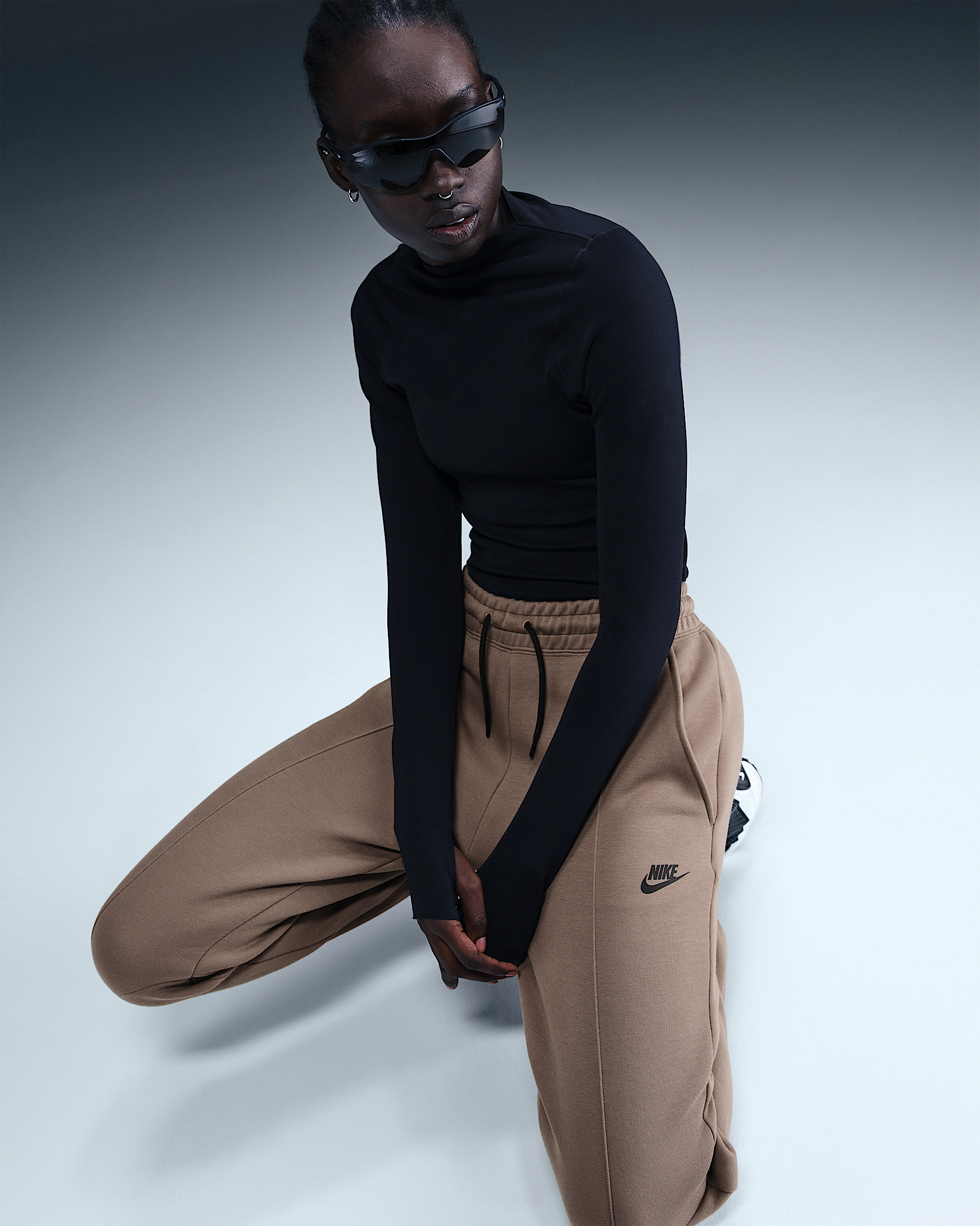 Nike Sportswear Tech Fleece Women's Mid-Rise Joggers - 5