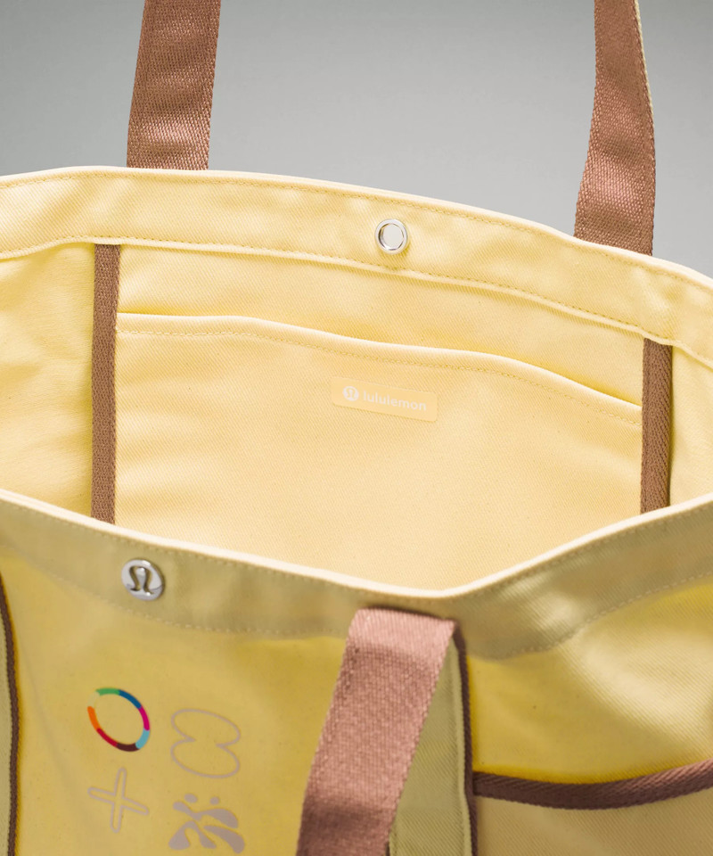 Daily Multi-Pocket Tote Bag 20L *Pride 9