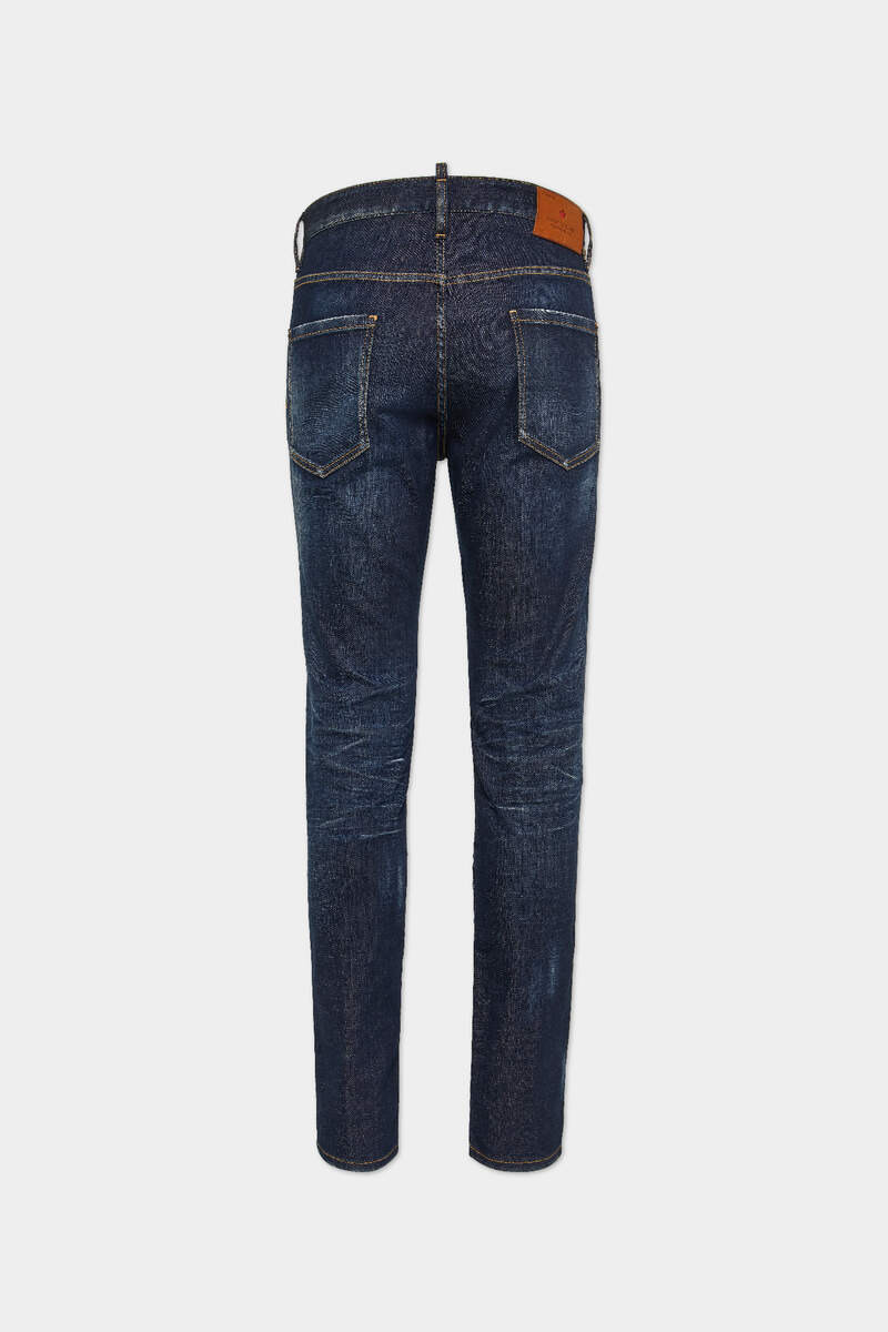 DSQUARED2 DARK CLEAN WASH COOL GUY JEANS outlook