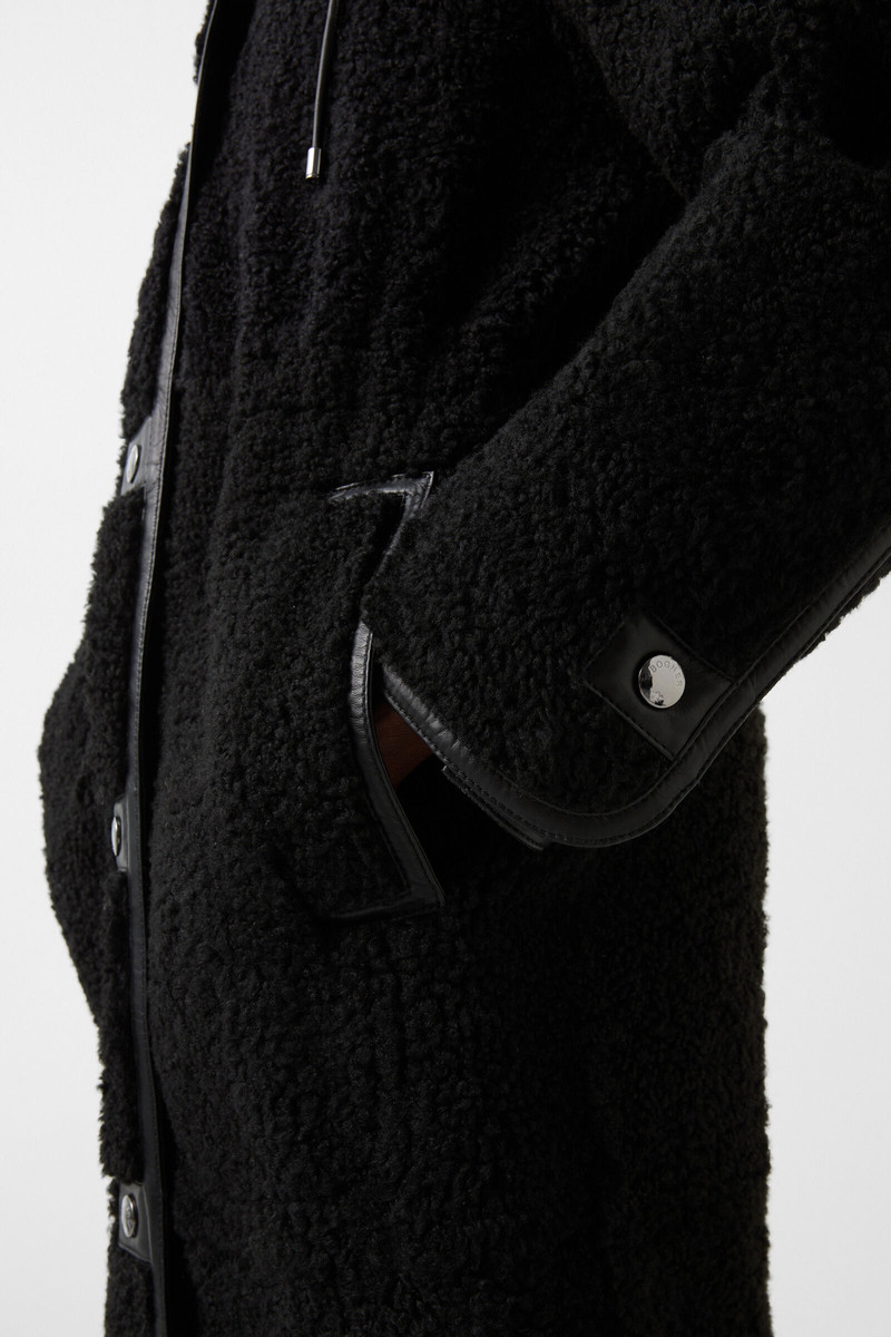 Polina Lambskin coat in Black 5