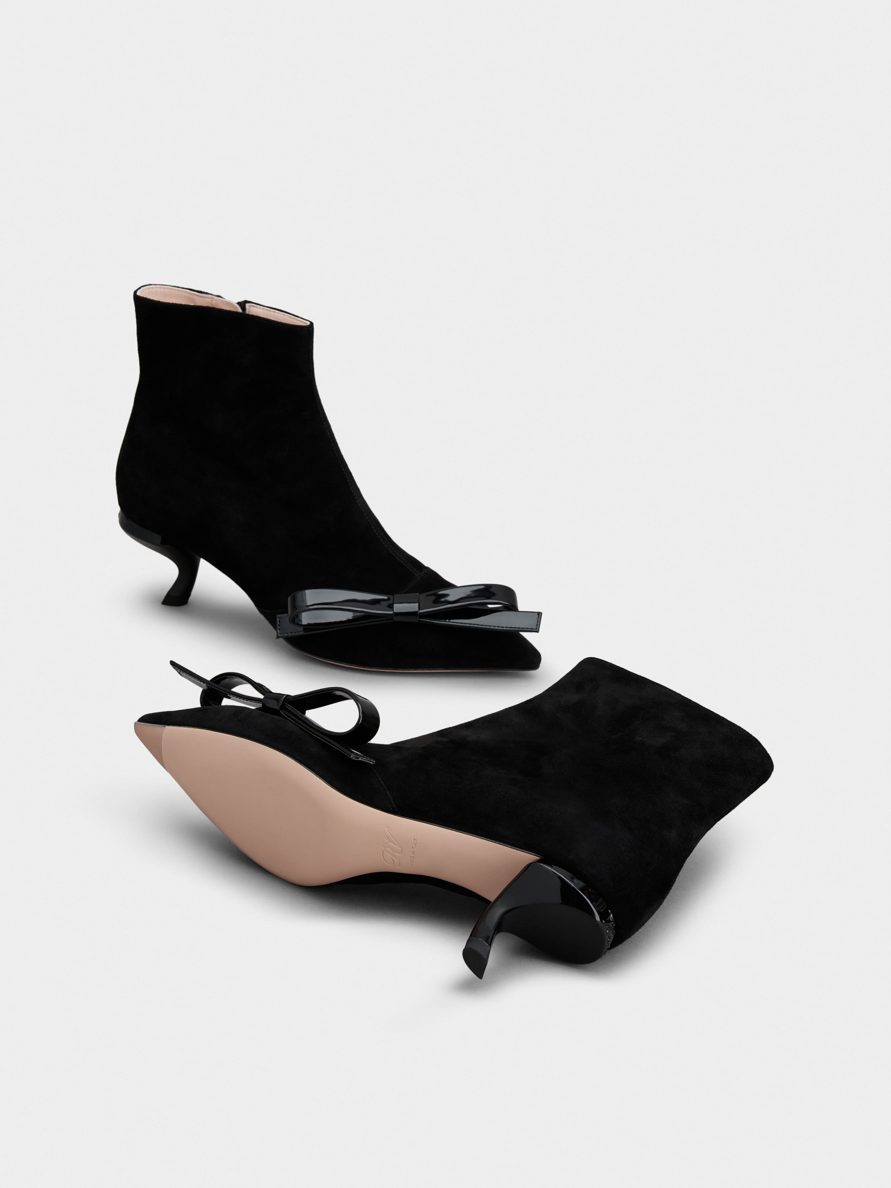 Virgule Bow Ankle Boots in Suede - 6