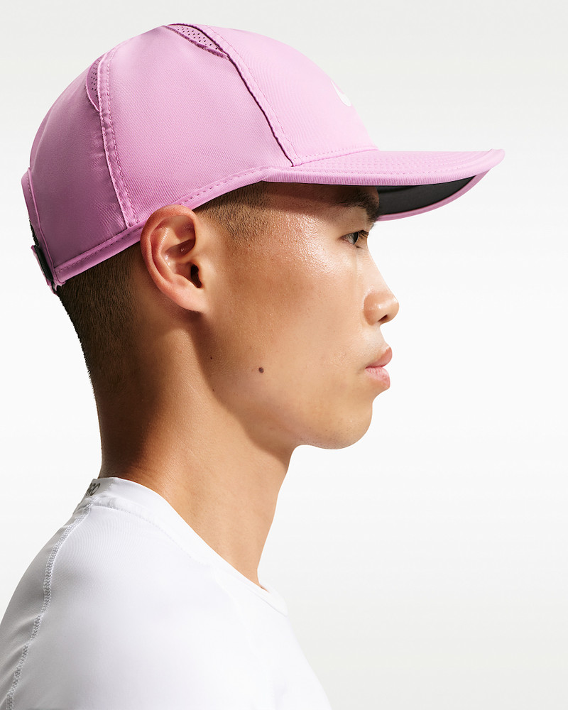 Nike Dri-FIT Club Unstructured Featherlight Cap 4