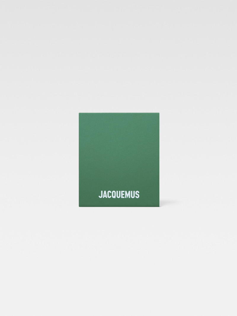 JACQUEMUS The Chiquito bauble outlook