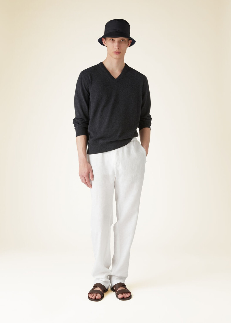 Loro Piana Classic V-Neck outlook