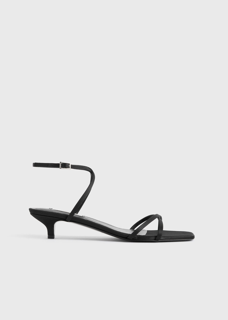 Satin crossover sandals black 7