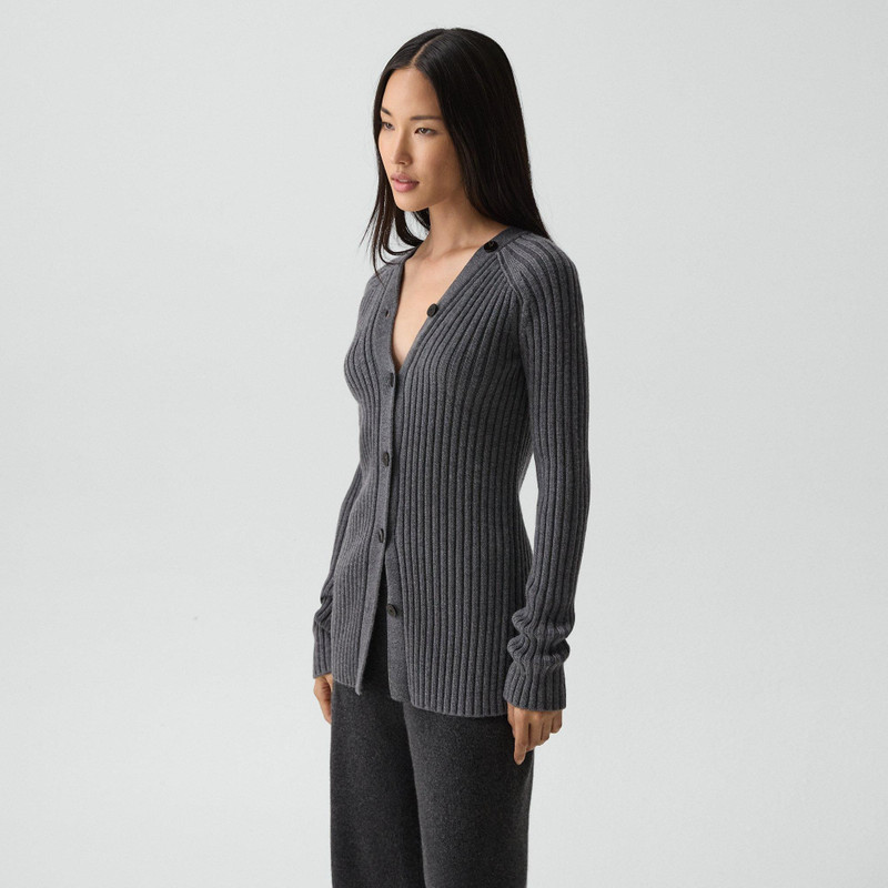 Button-Back Cardigan in Merino Wool 3