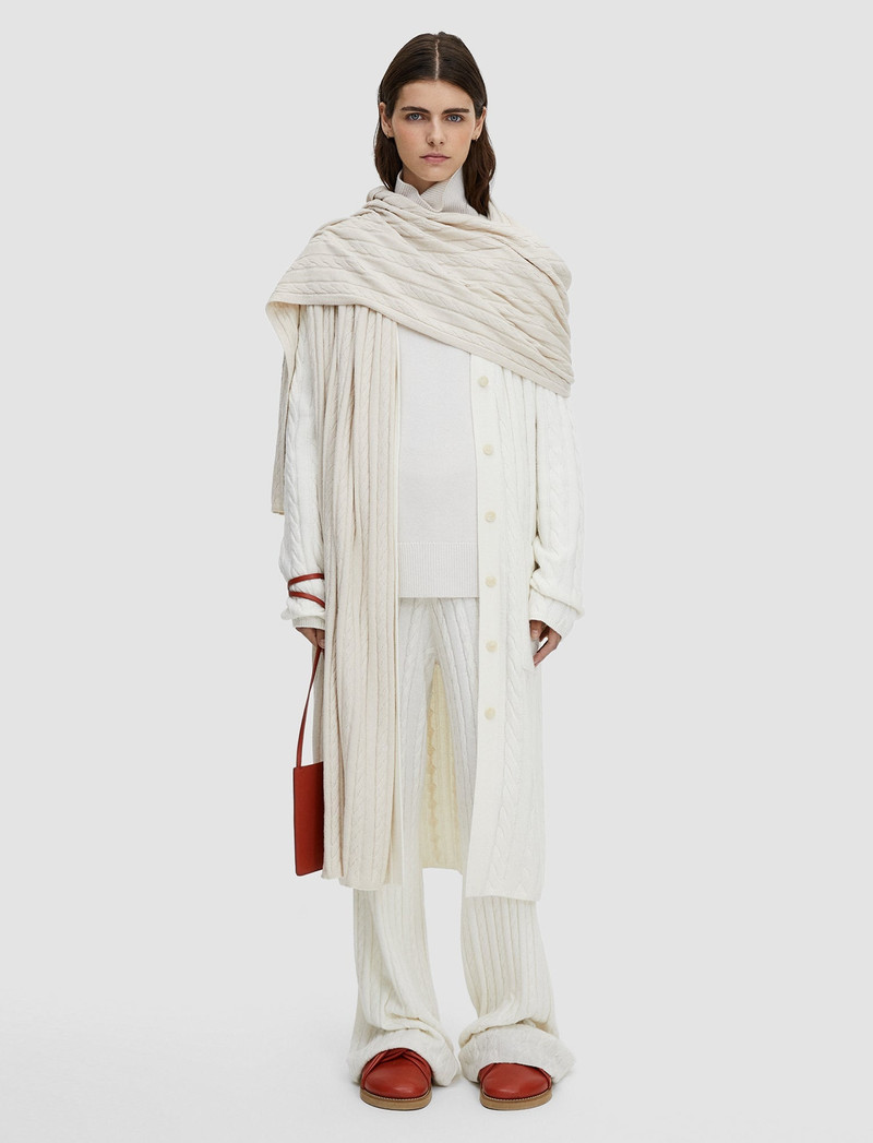 JOSEPH Light Cable Knit Scarf outlook