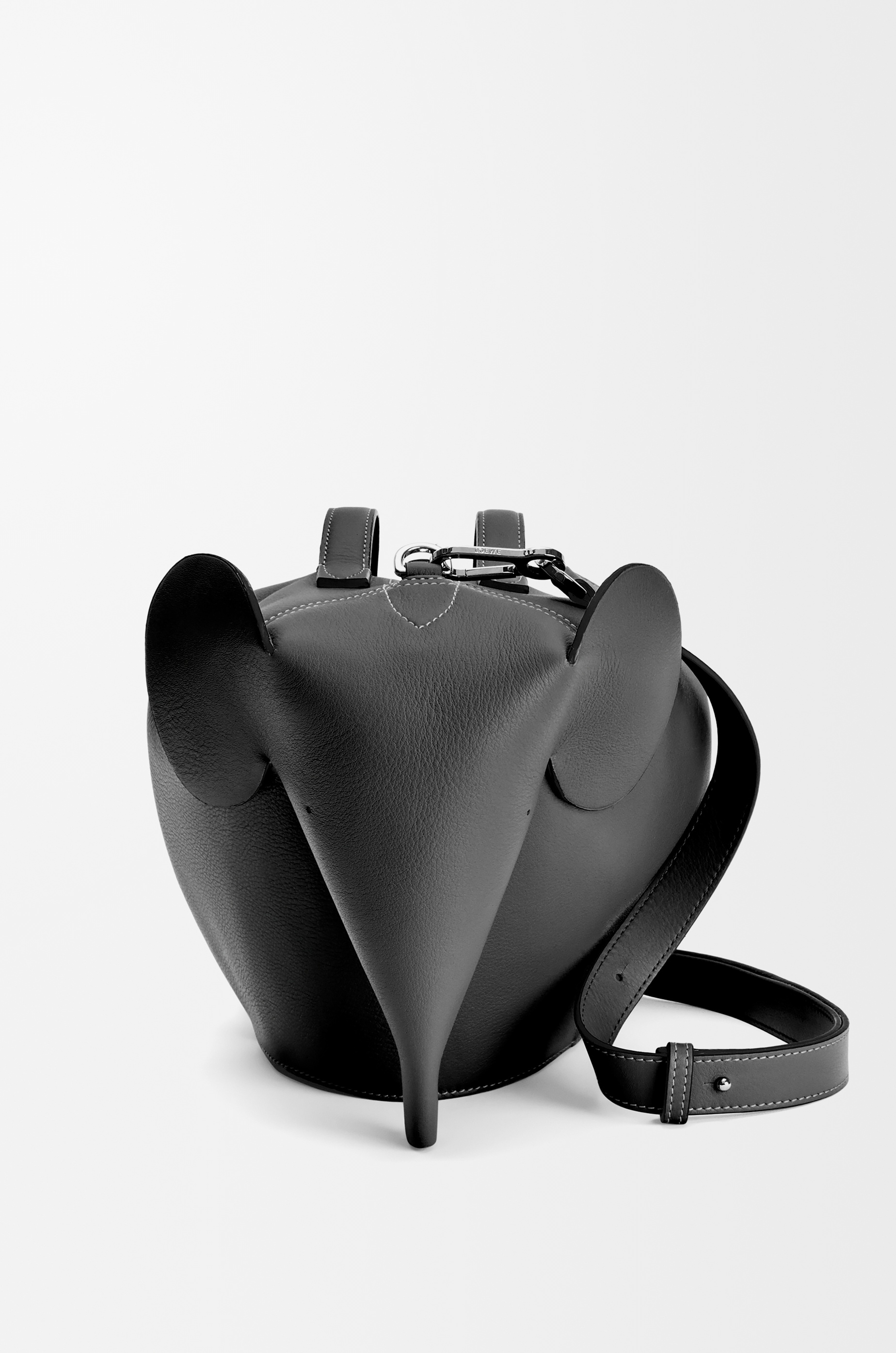 Large Elephant bag in classic calfskin 4