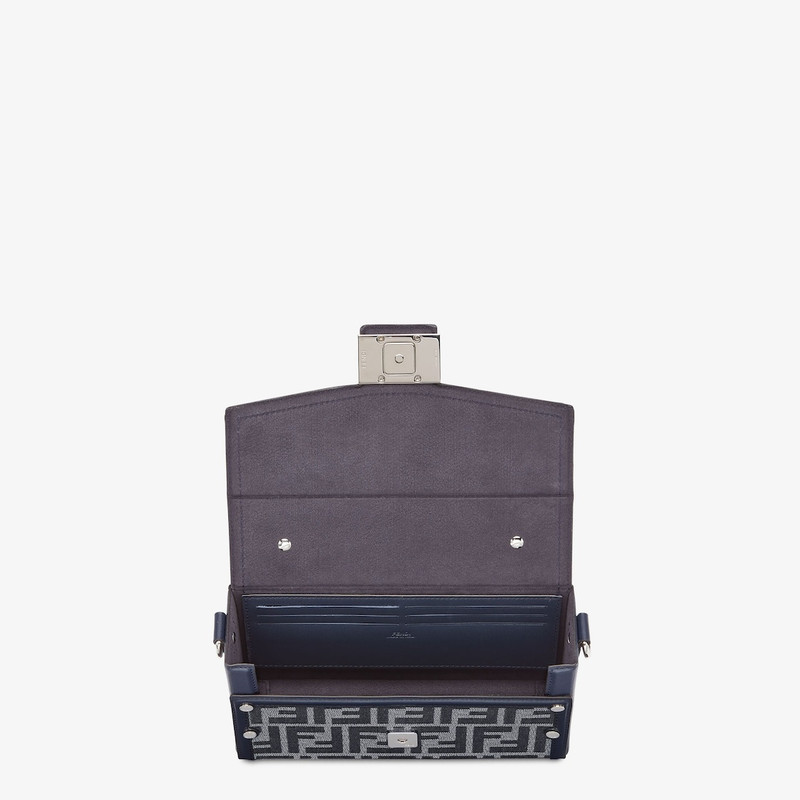 Soft Trunk Baguette 4