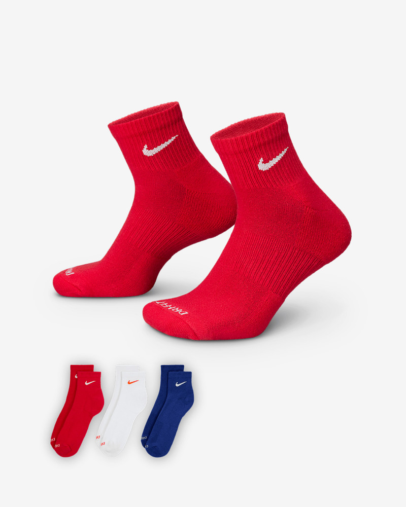 Nike Everyday Plus Cushioned Training Ankle Socks (3 Pairs) 1