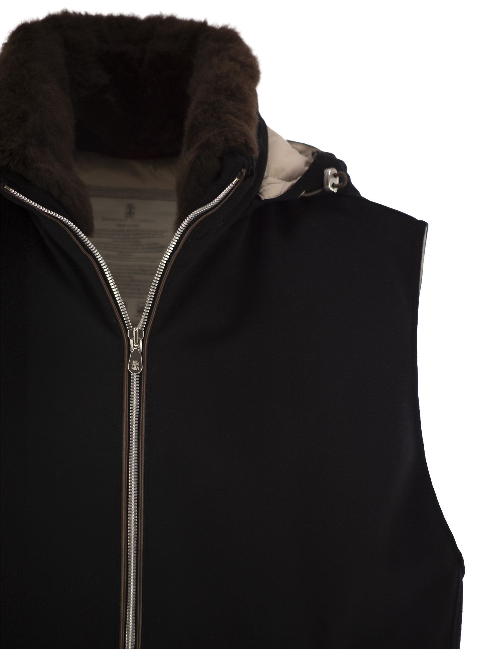Brunello Cucinelli Men Wool Waistcoat With Fur Collar - 4