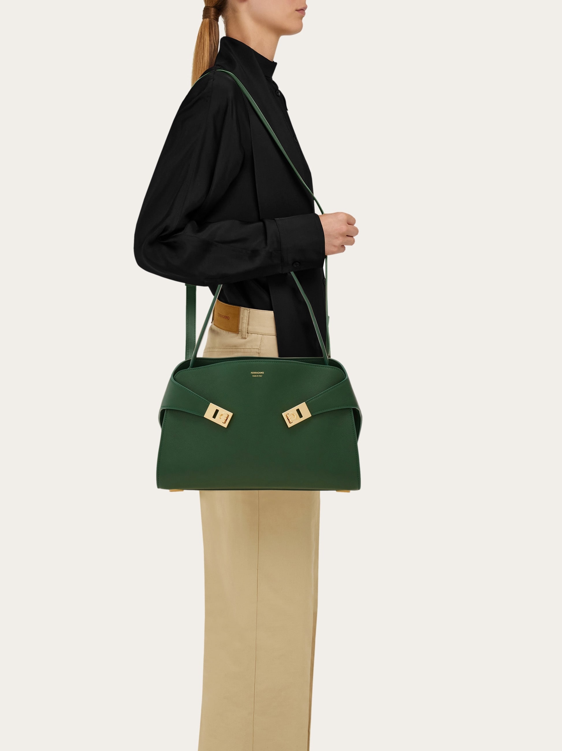 Hug soft bicolor shoulder bag (M) - 3