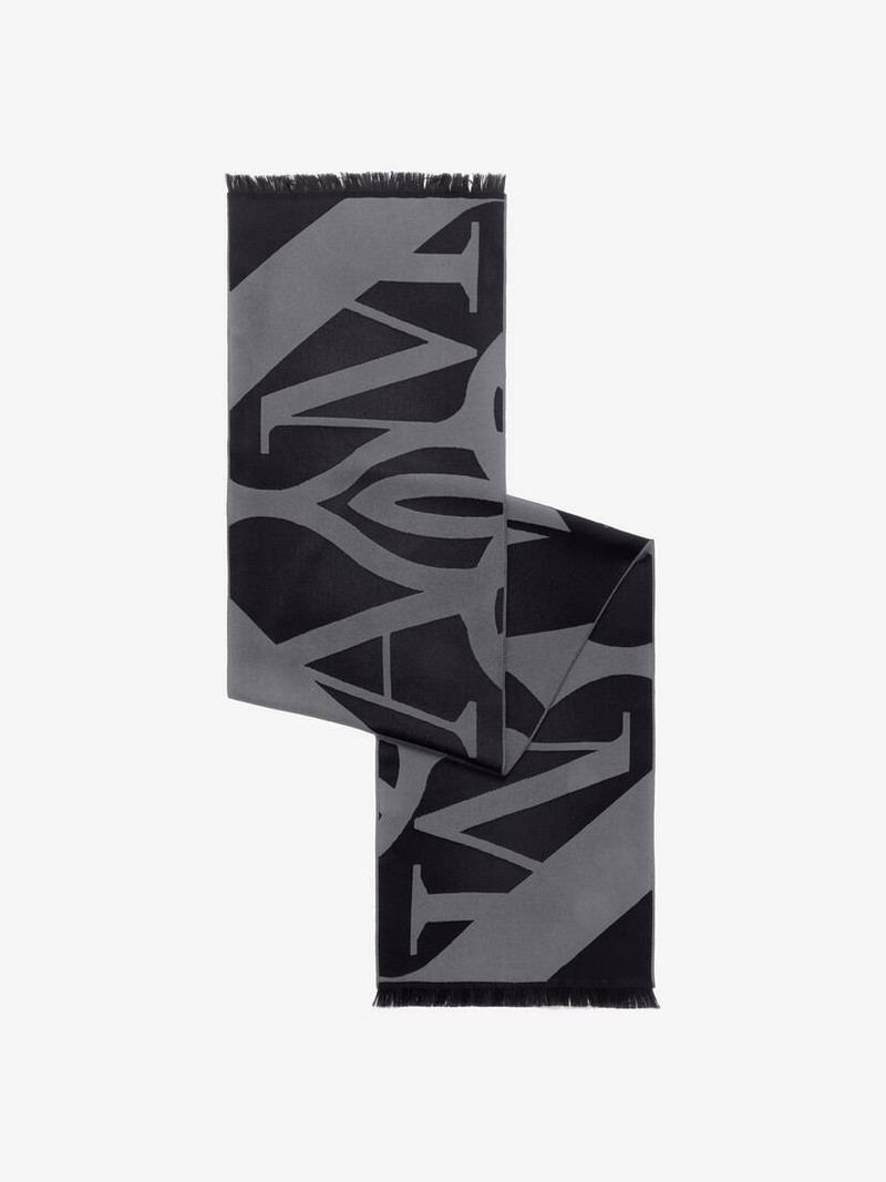 Men's Exploded Seal Logo Scarf in Black/medium Grey 3