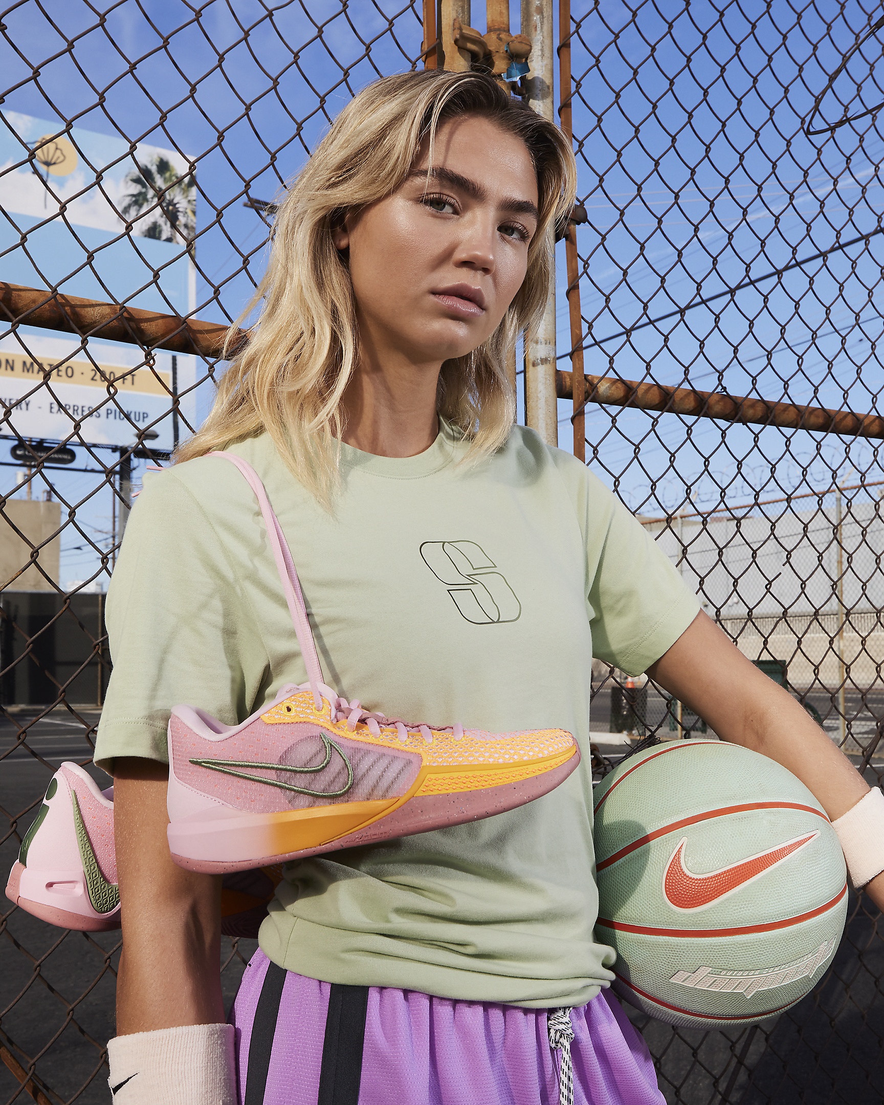 Nike Sabrina 1 