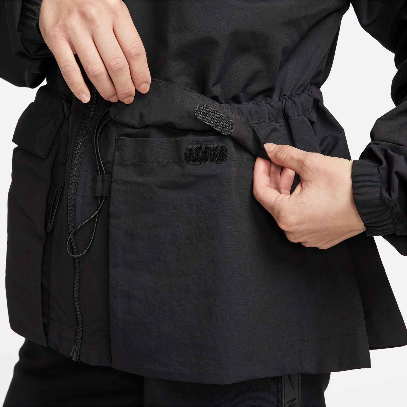 (WMNS) Nike NSW Trend Woven Jacket 'Black' FN3670-010 - 3