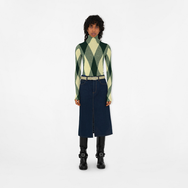 Burberry Leather B Buckle Belt outlook