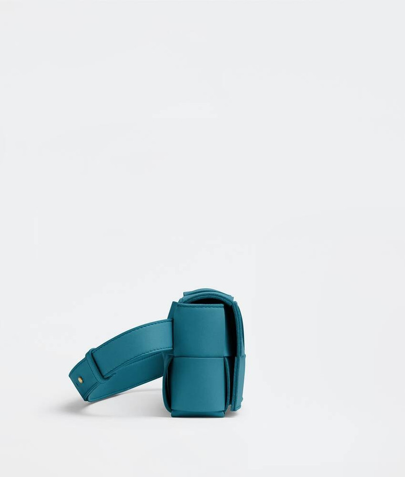 Bottega Veneta belt cassette outlook