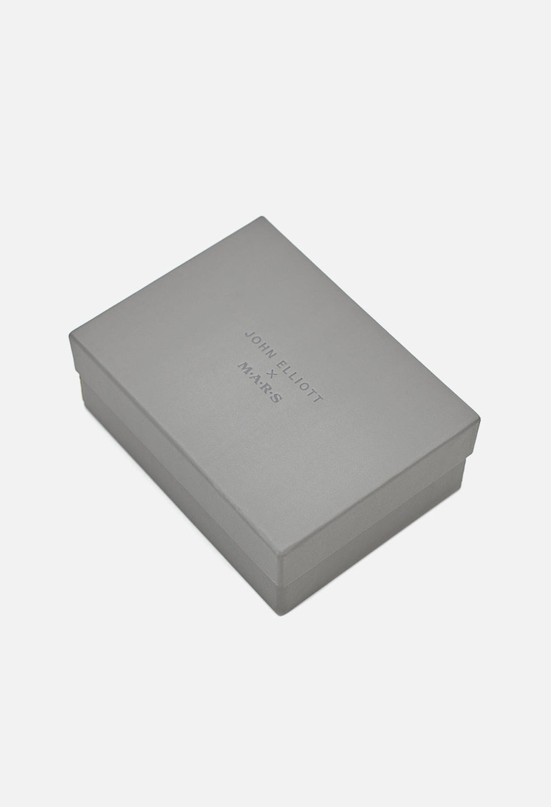 JOHN ELLIOTT X M.A.R.S TWIST LINK PEARL EARRINGS 6