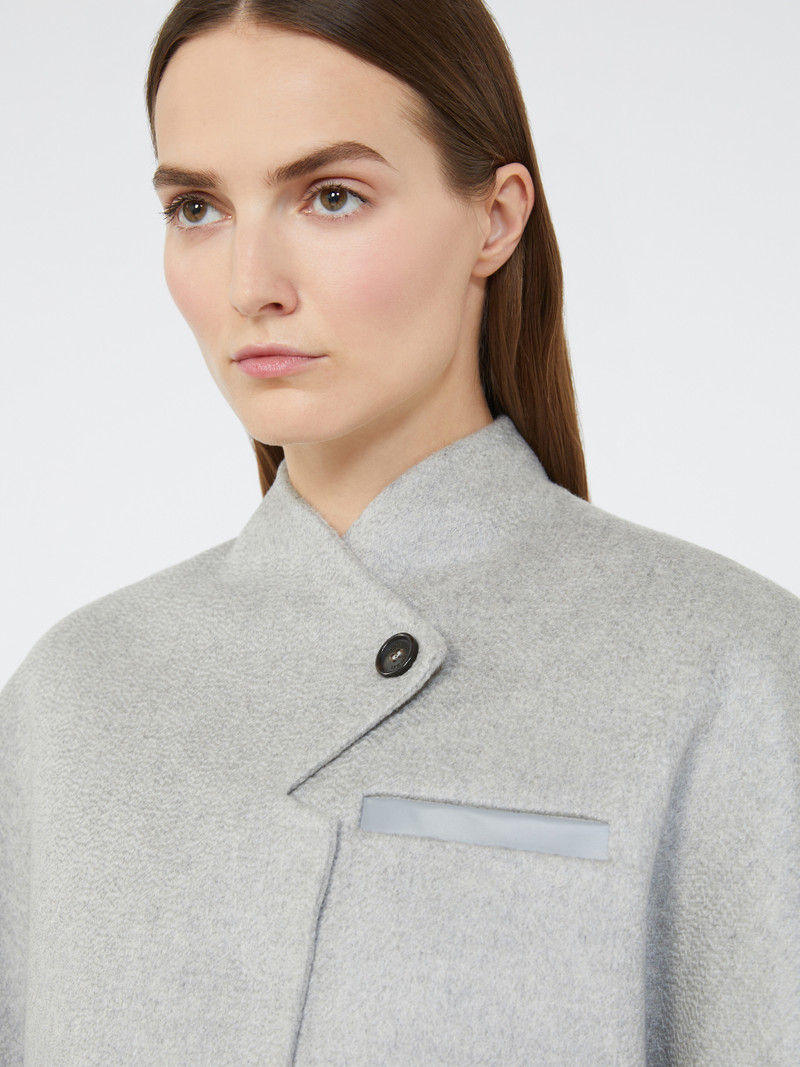 ANDALO Long cropped cape in cashmere drap 5