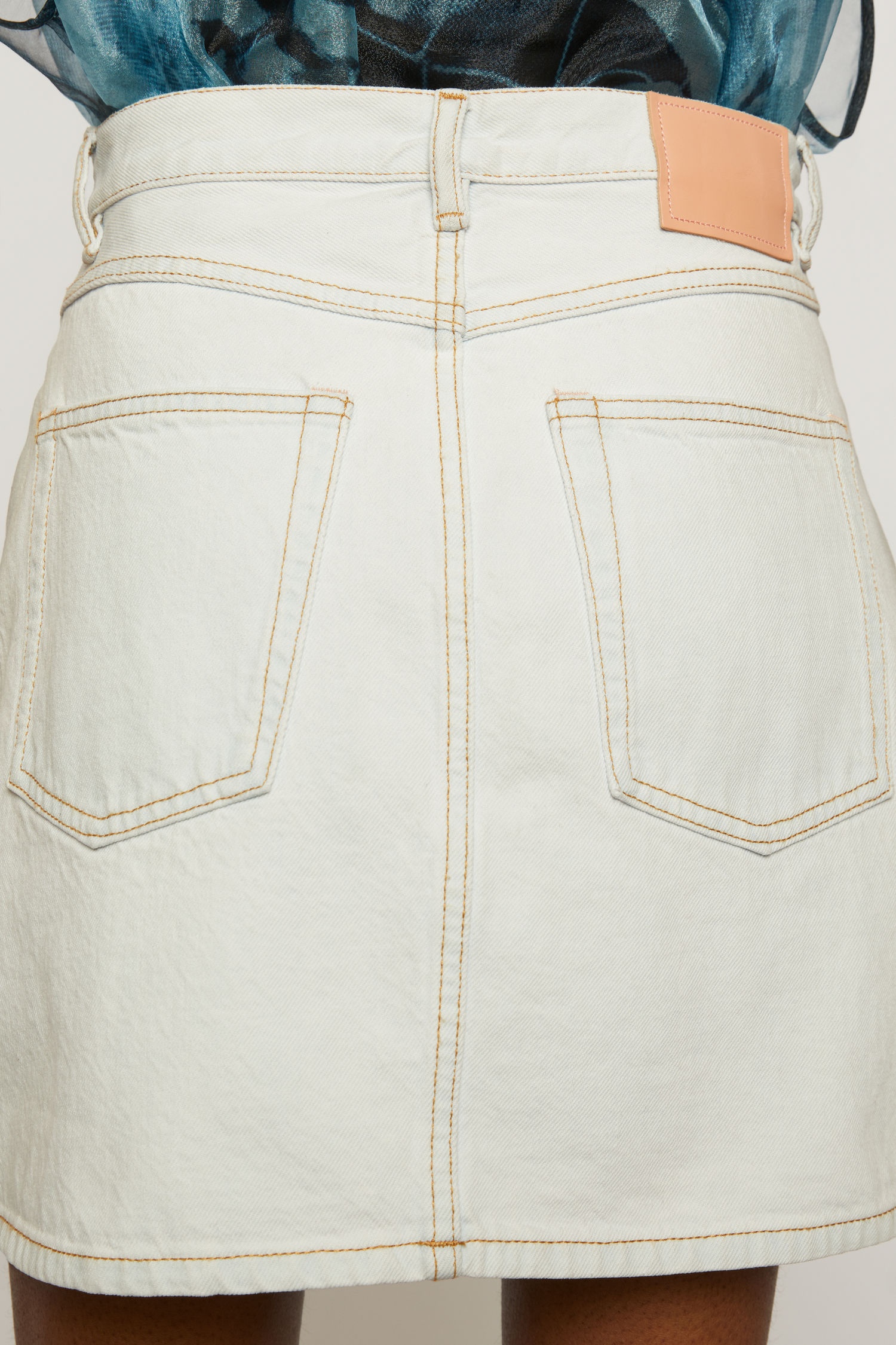 High-rise denim skirt pale blue - 4