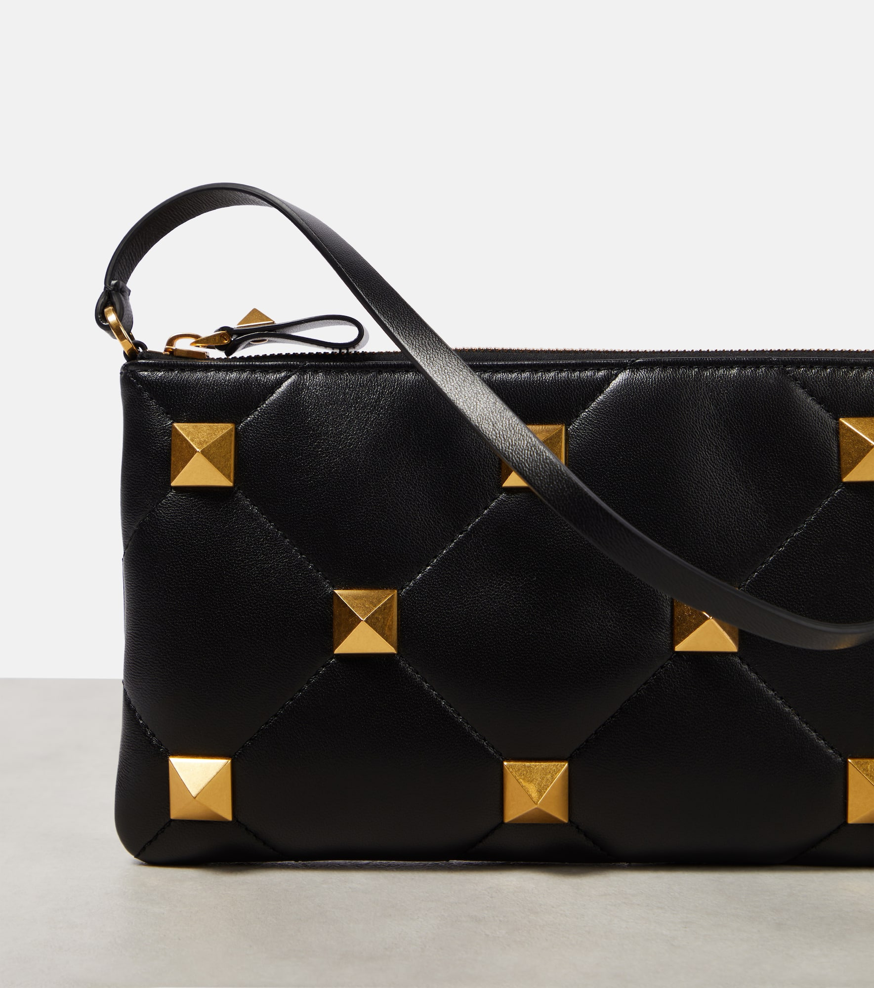 Roman Stud quilted leather pouch - 5