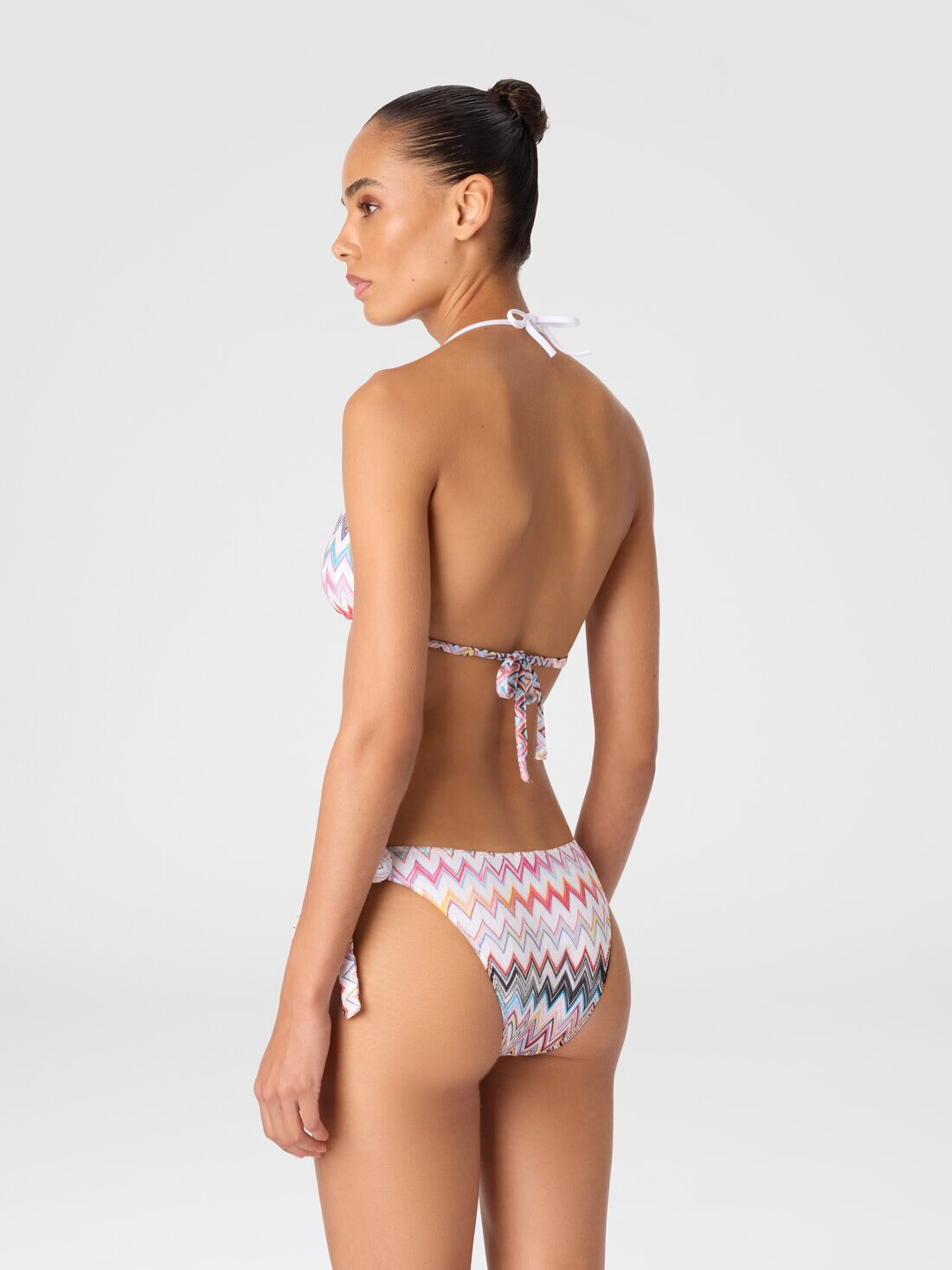 Bikini with neck tie and adjustable bottoms - 3