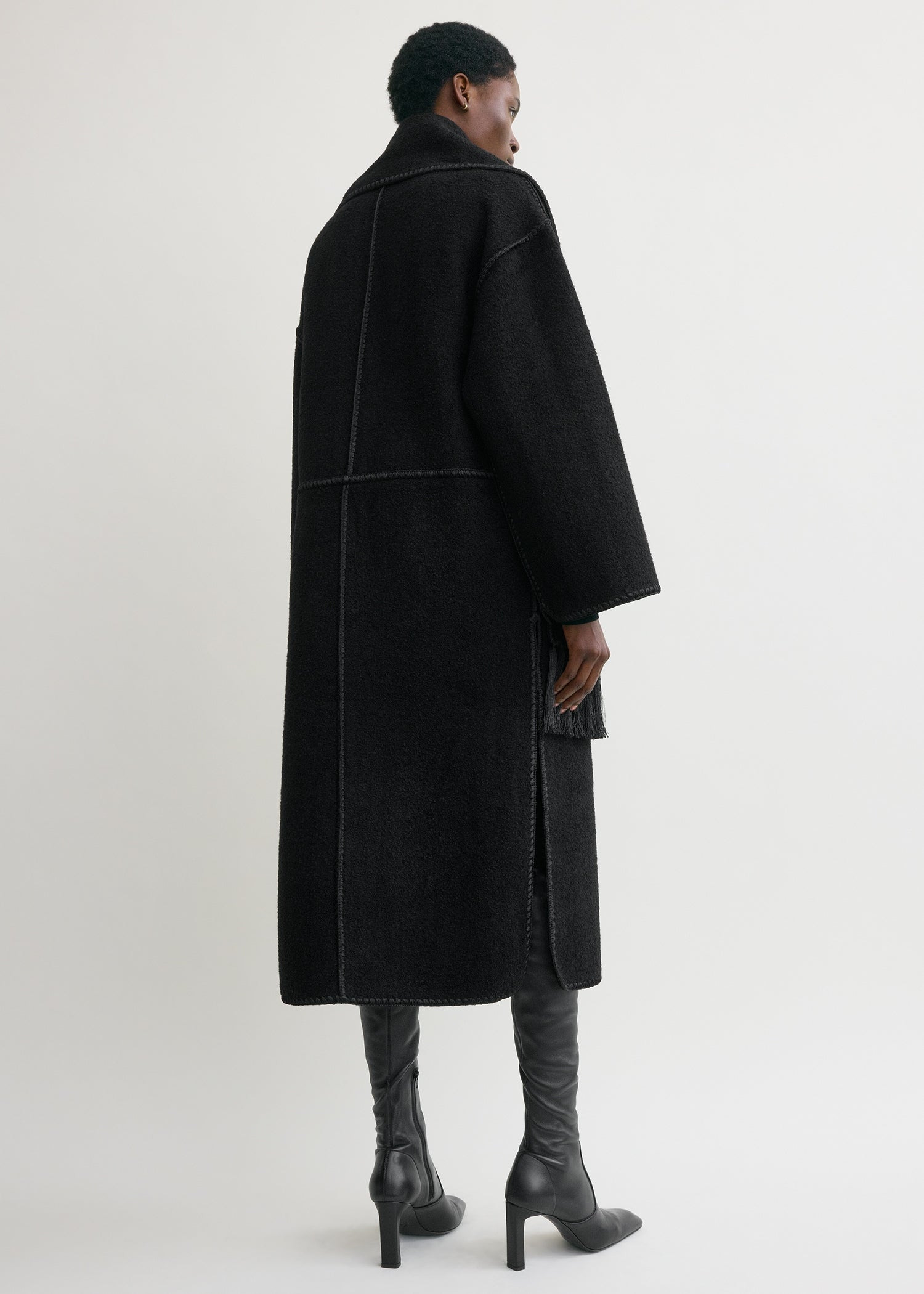 Embroidered scarf coat black - 4