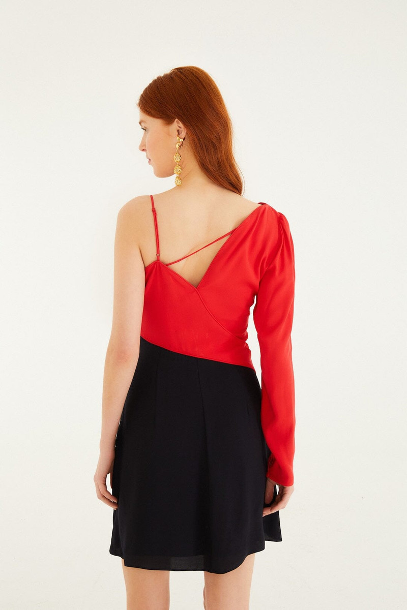 Red Bicolor One-Shoulder Mini Dress 3