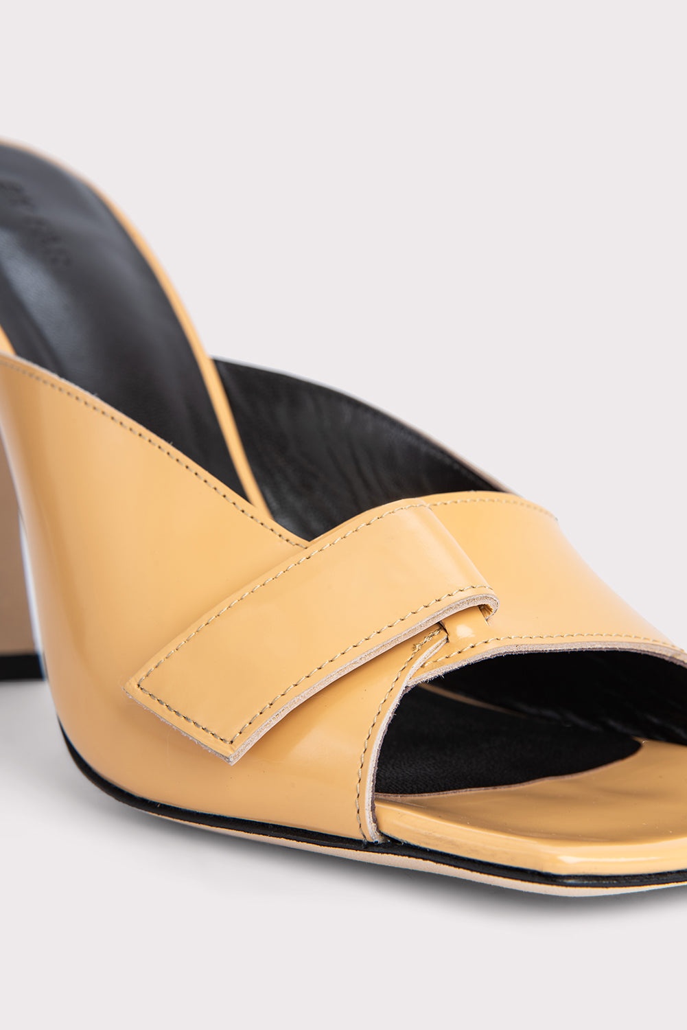 Olivia Biscuit Semi Patent Leather - 8