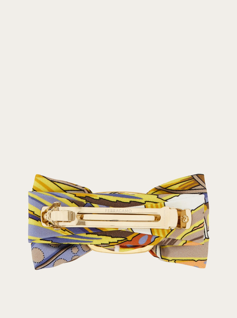 Hairclip with bow 3