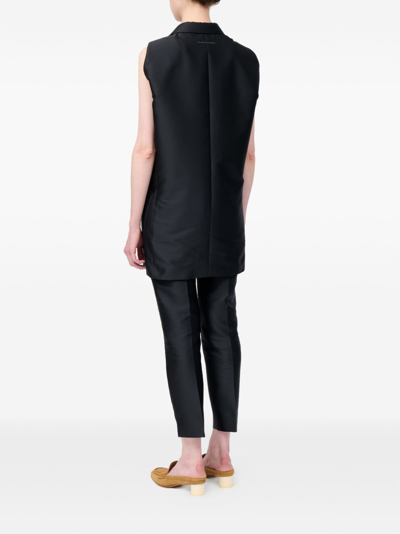 sleeveless waistcoat 5