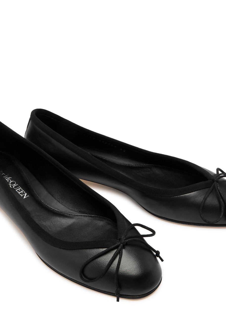 Alexander Mcqueen Armadillo 20 Leather Ballet Pumps - 3