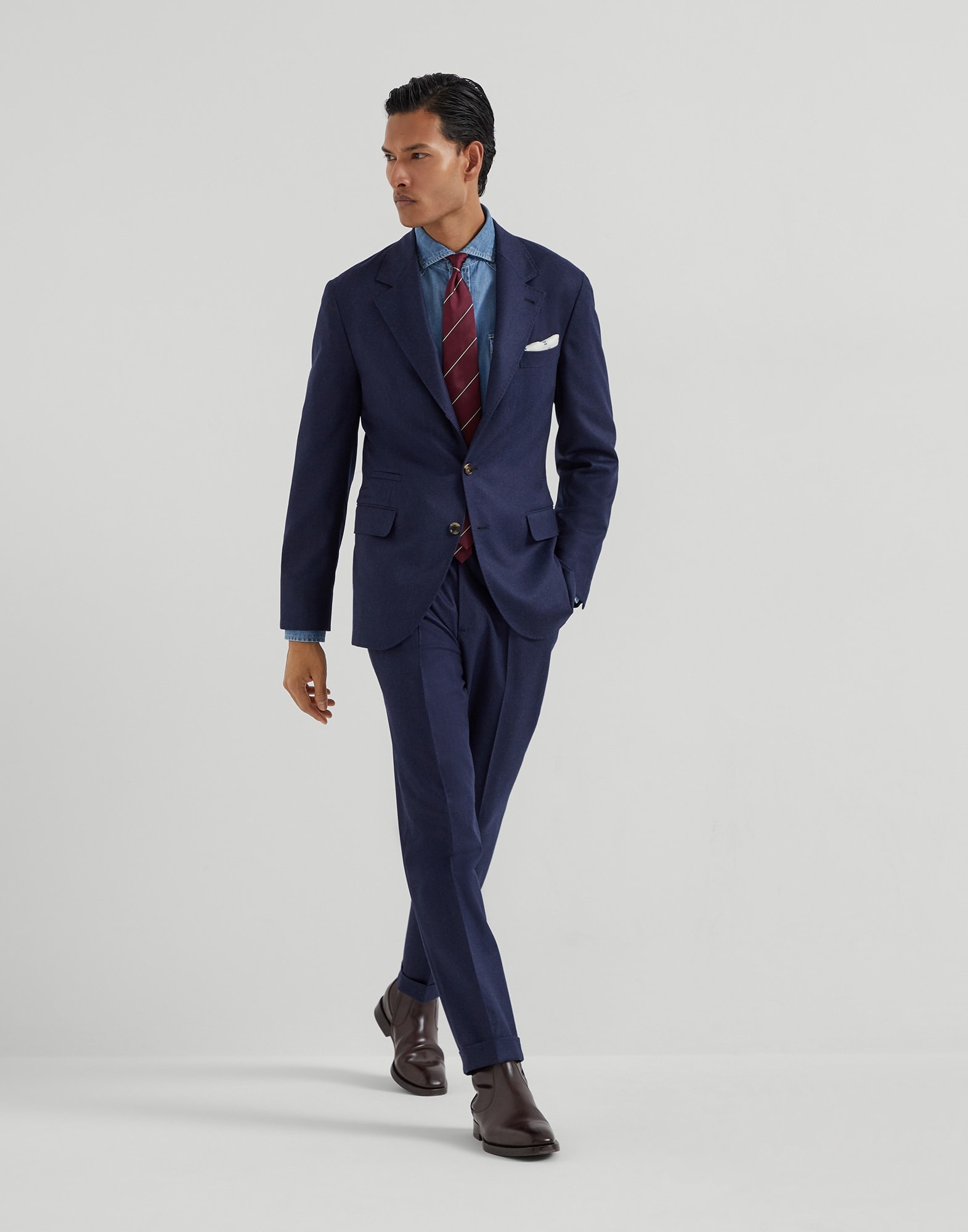 Virgin wool flannel leisure fit trousers with pleat - 4