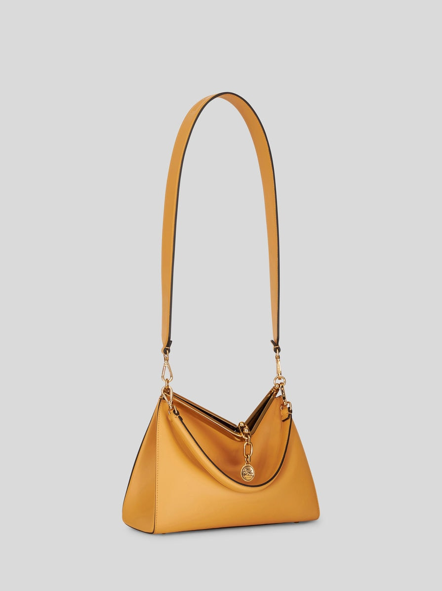 MEDIUM LEATHER VELA BAG - 7