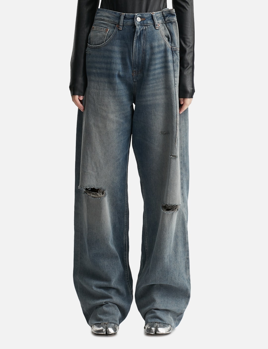 MM6 Maison Margiela AGED DENIM JEANS | hbx | REVERSIBLE