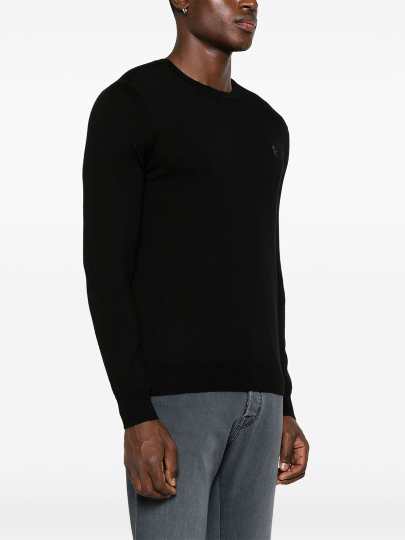 round-neck wool sweater 3