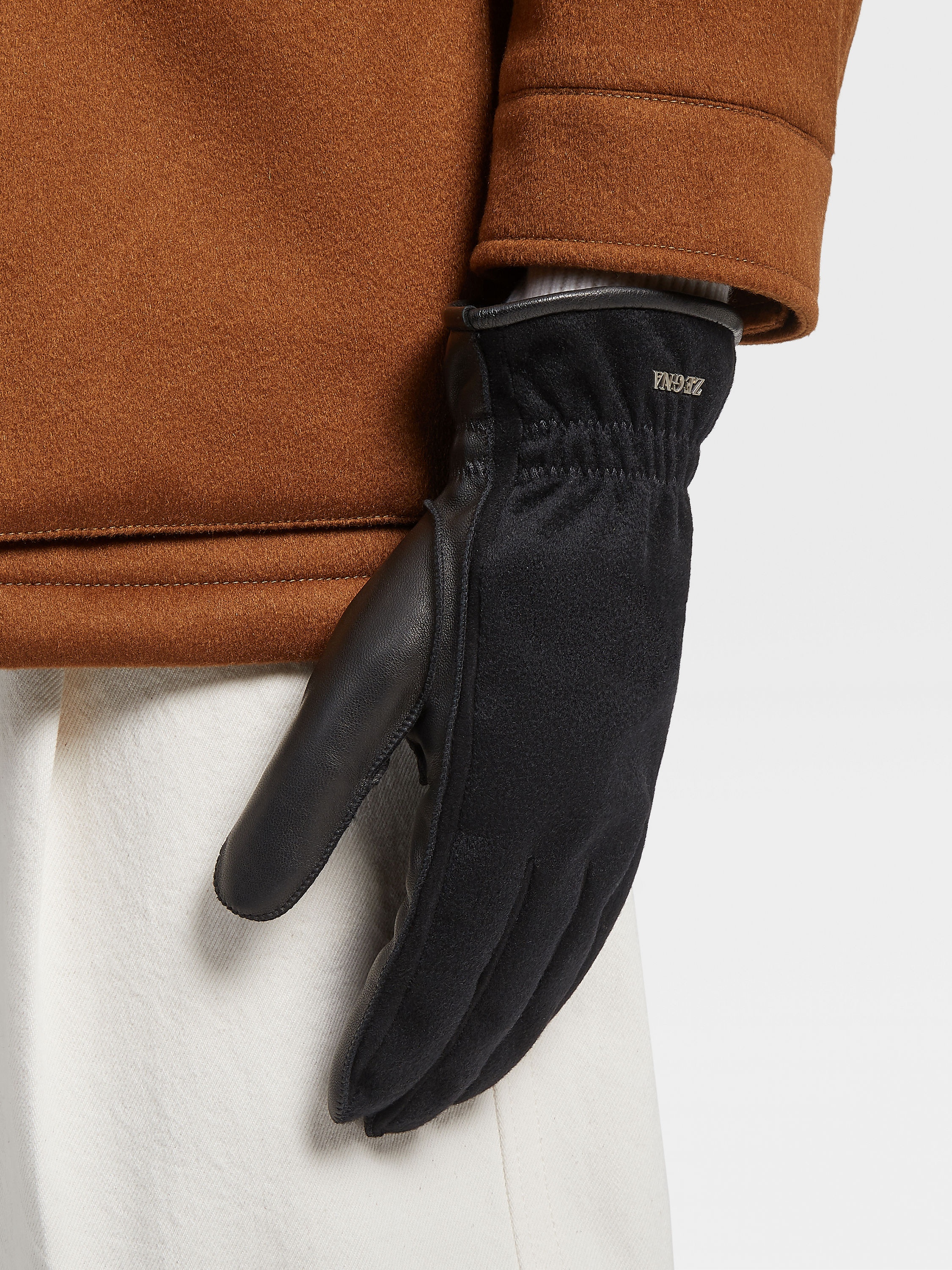 BLACK OASI CASHMERE AND LEATHER GLOVES - 3
