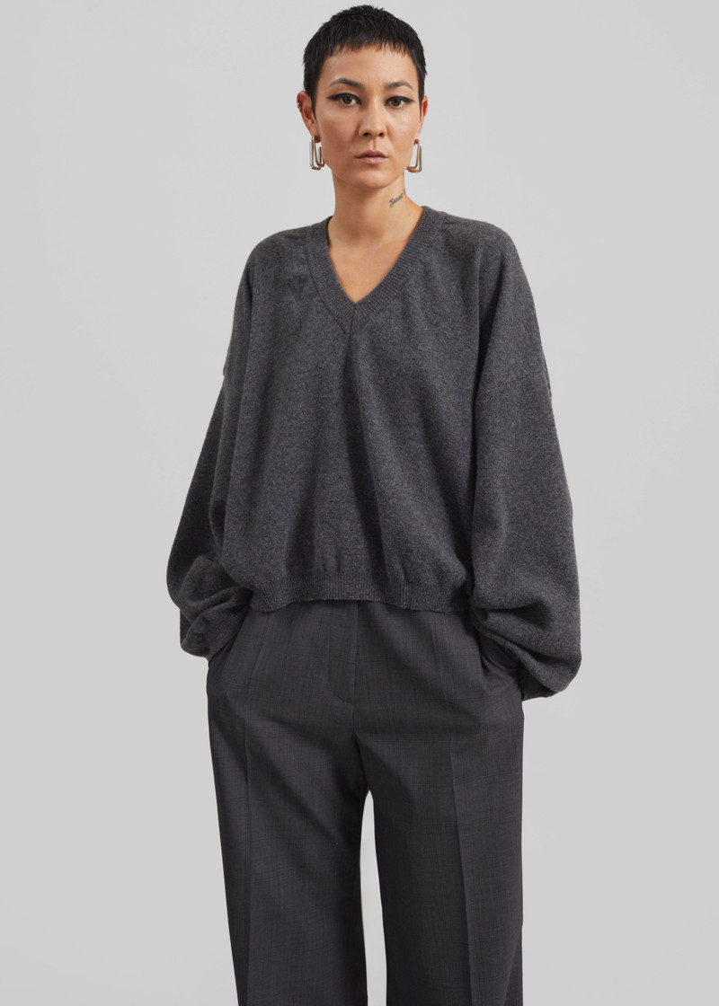 Ilston V-Neck Sweater - Grey 9