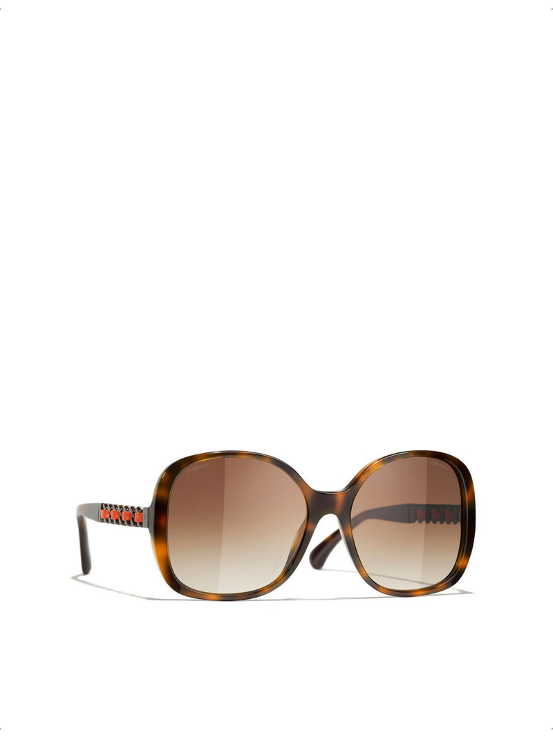 CHANEL Square-frame sunglasses outlook