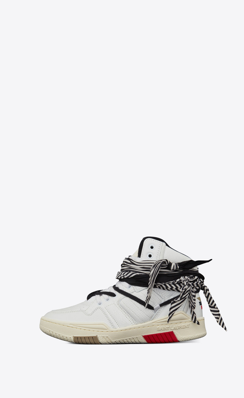 smith sneakers in grained leather 4