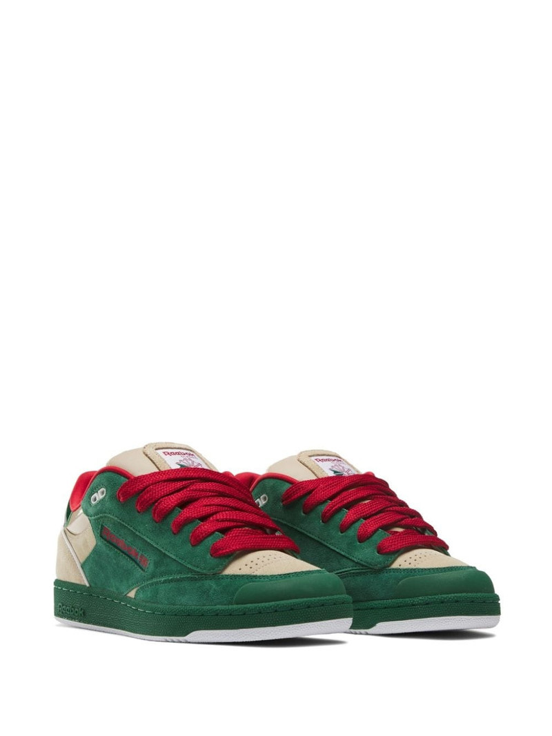 Reebok Club C Bulc sneakers outlook