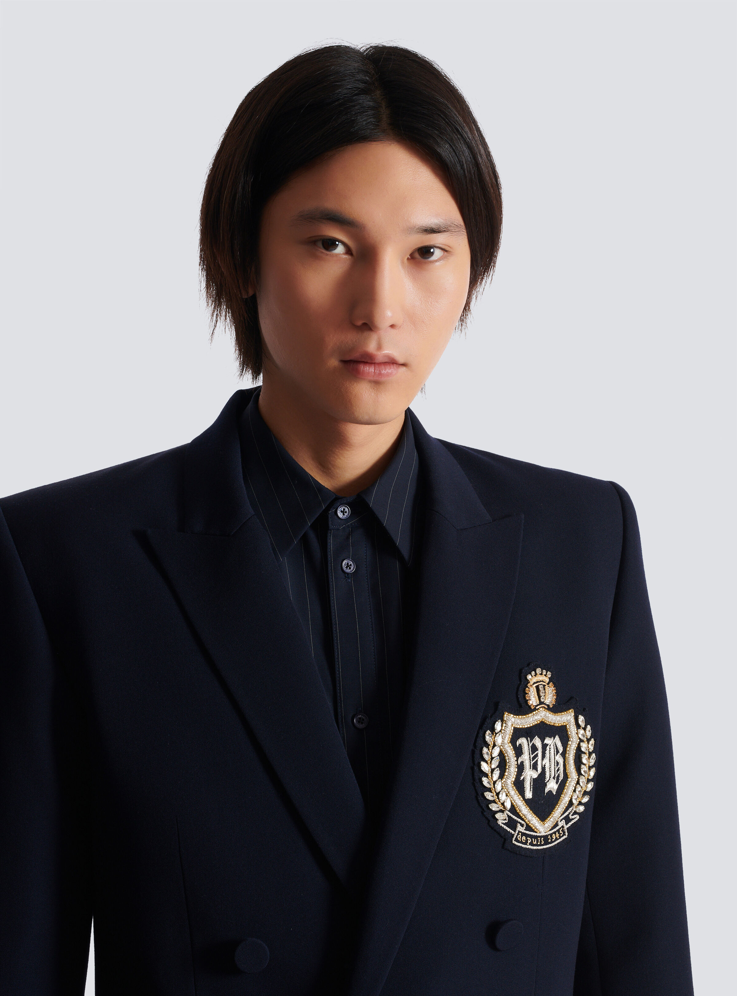 Wool blazer with crystal patch - 7