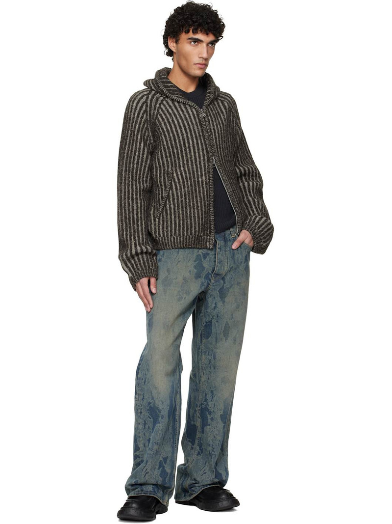 HOPE Blue Criss Jeans outlook