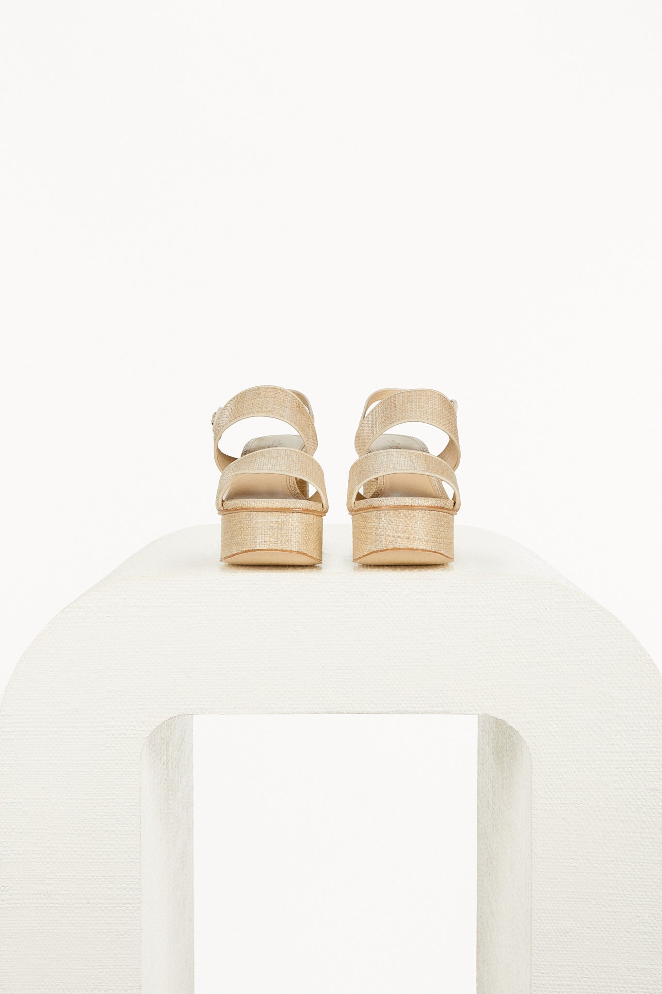 SHY PLATFORM - 4