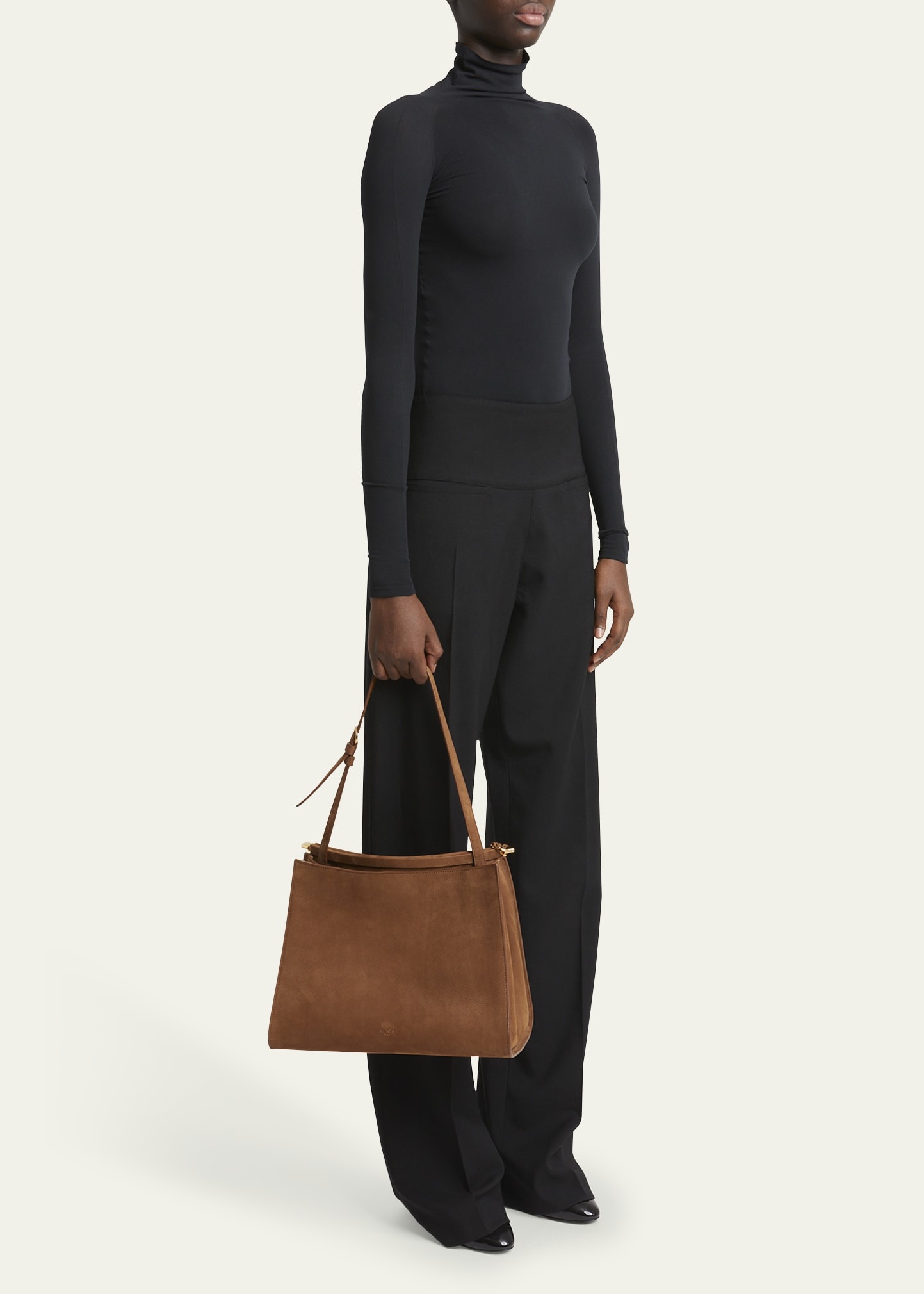 Le Click Medium Square Tote Bag in Nubuck Leather - 6