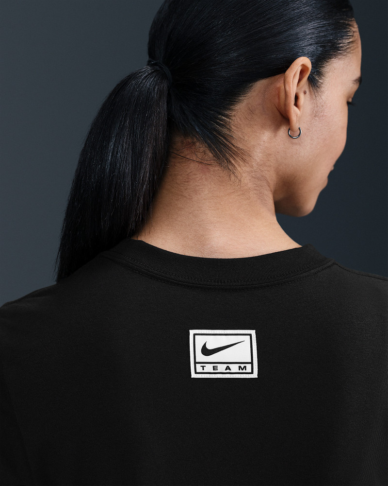 Nike Nike Sportswear Women's Slim Cropped T-Shirt outlook