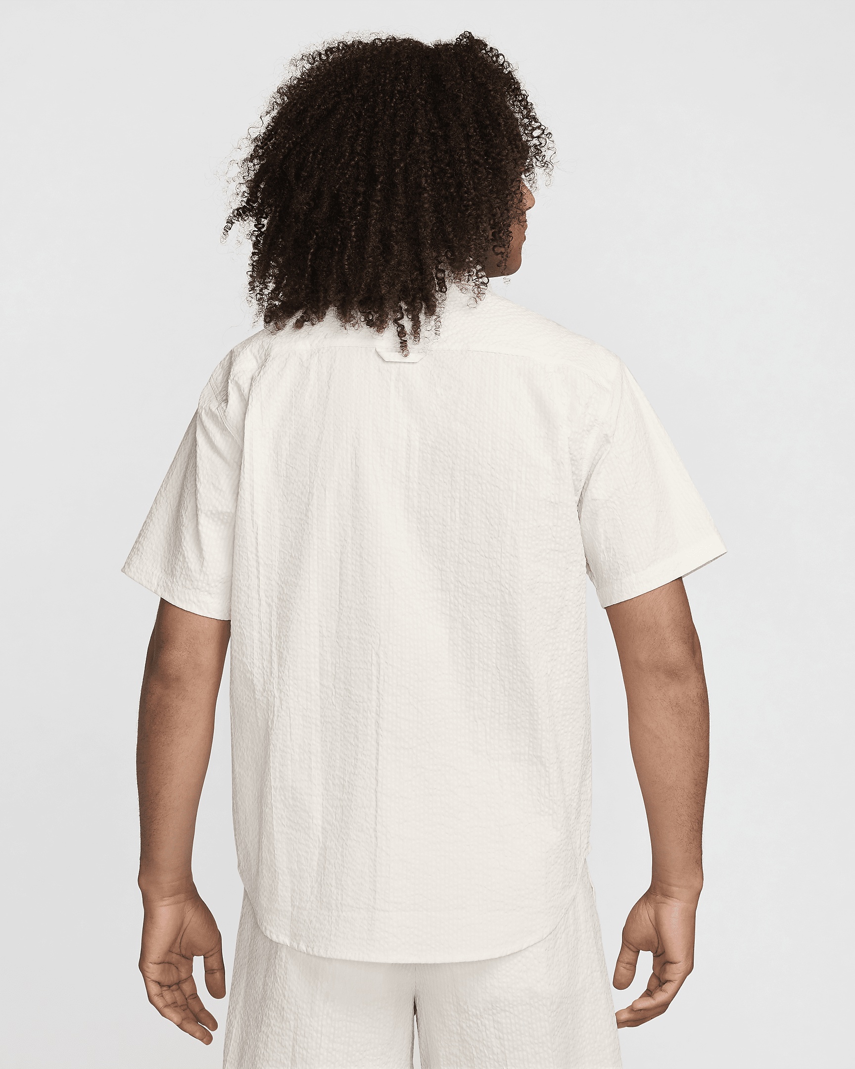 Nike Life Men's Short-Sleeve Seersucker Button-Down Shirt - 2