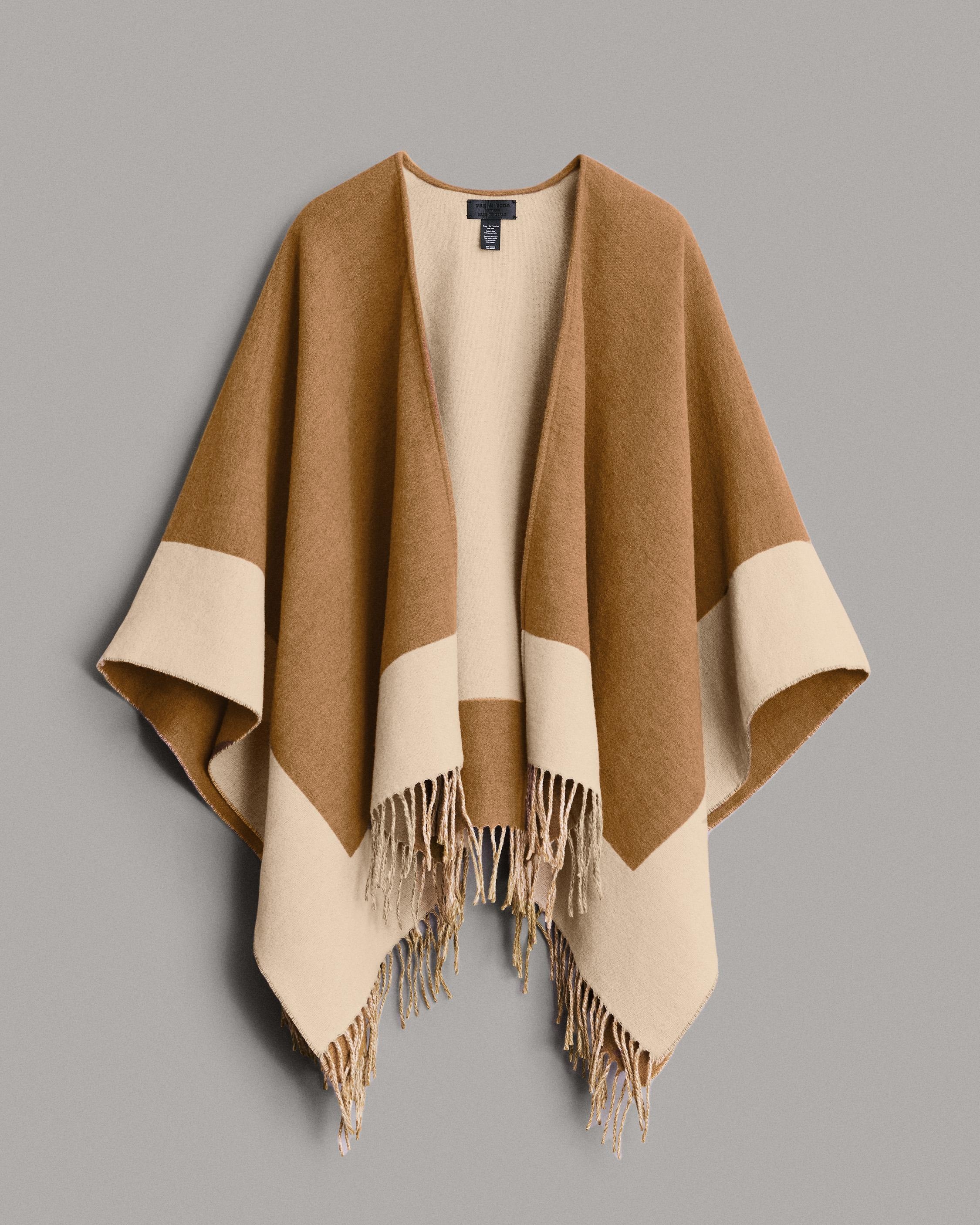 Highlands Wool Reversible Poncho
Midweight Poncho - 2